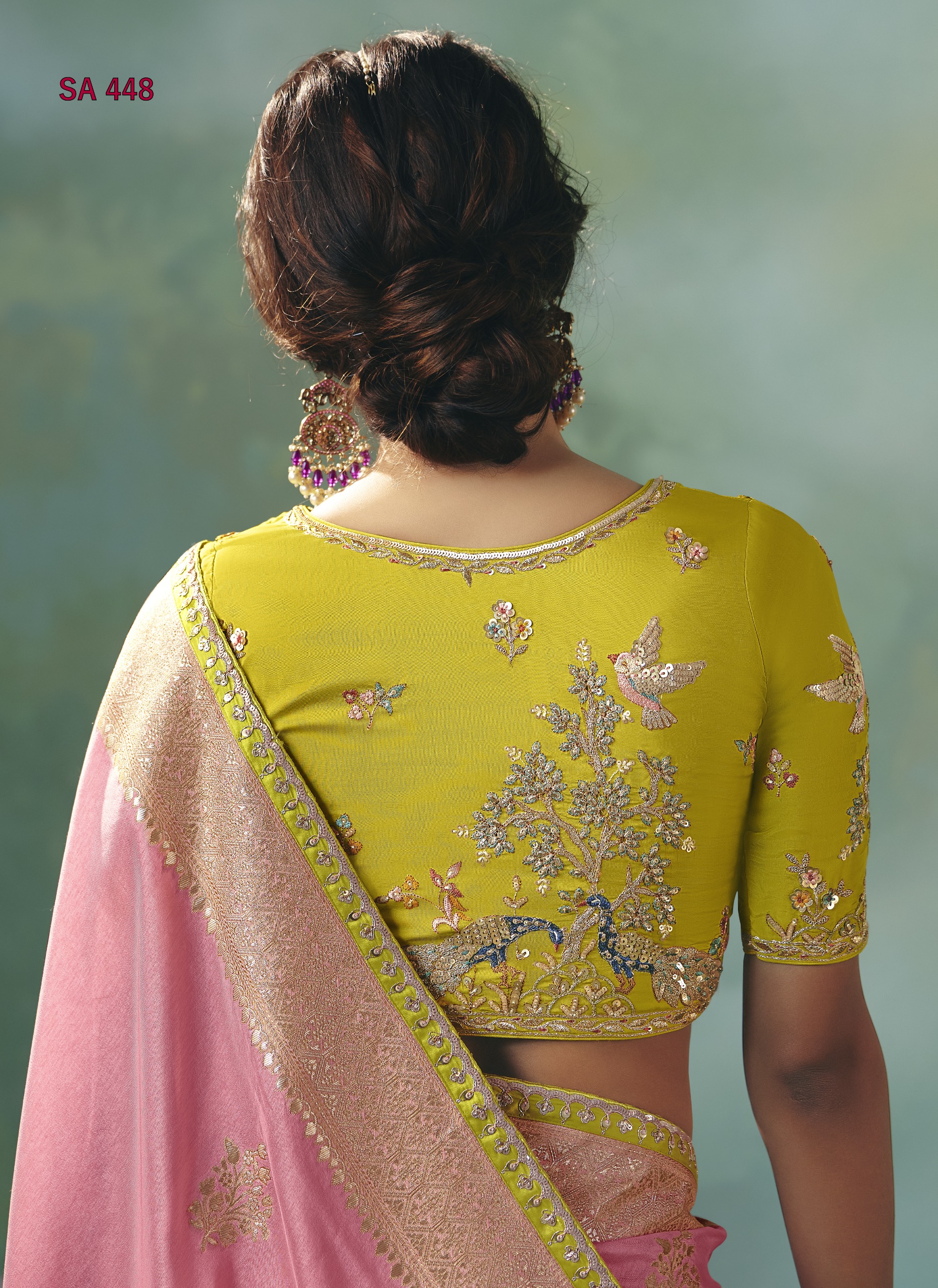 Soft Pink Classic Saree – Pink & Gold